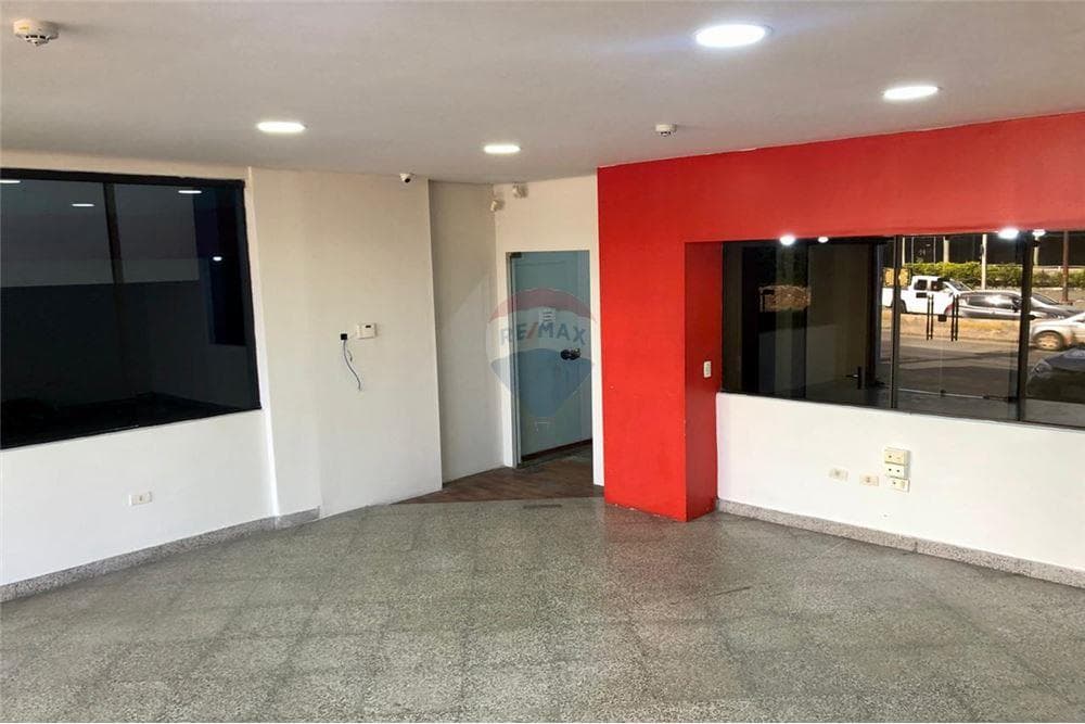 Local Comercial - Alquiler - San Lorenzo, Paraguay – 3