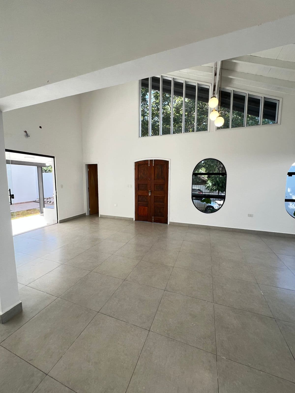 RESIDENCIA A ESTRENAR EN MBURICAO - ASUNCIÓN – 3