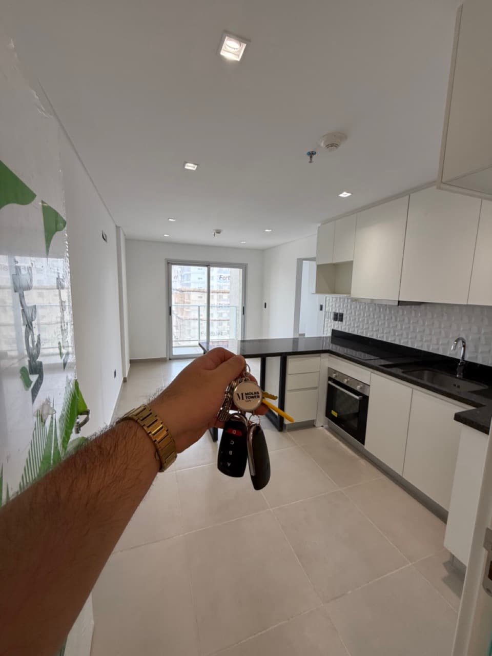 VENDO DEPARTAMENTO A ESTRENAR SOBRE MOLAS LOPEZ 2 DORMITORIOS 2 COCHERAS