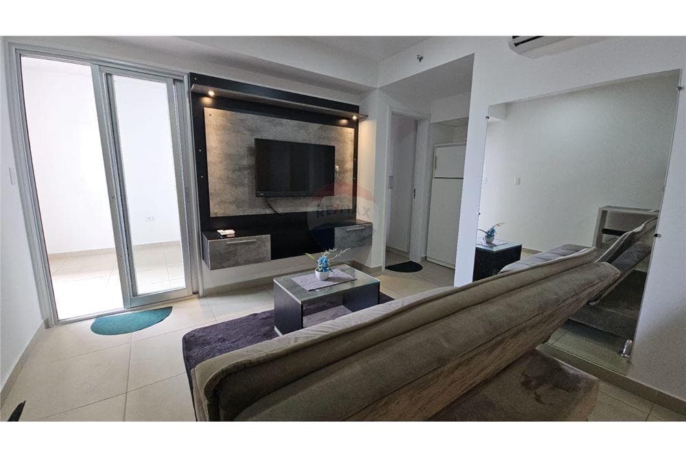 DEPARTAMENTO AMOBLADO CON COCHERA - ZENITH