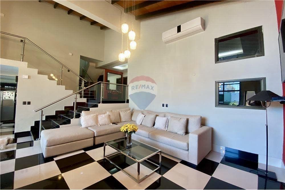 Residencia en Venta en Lambaré – 2