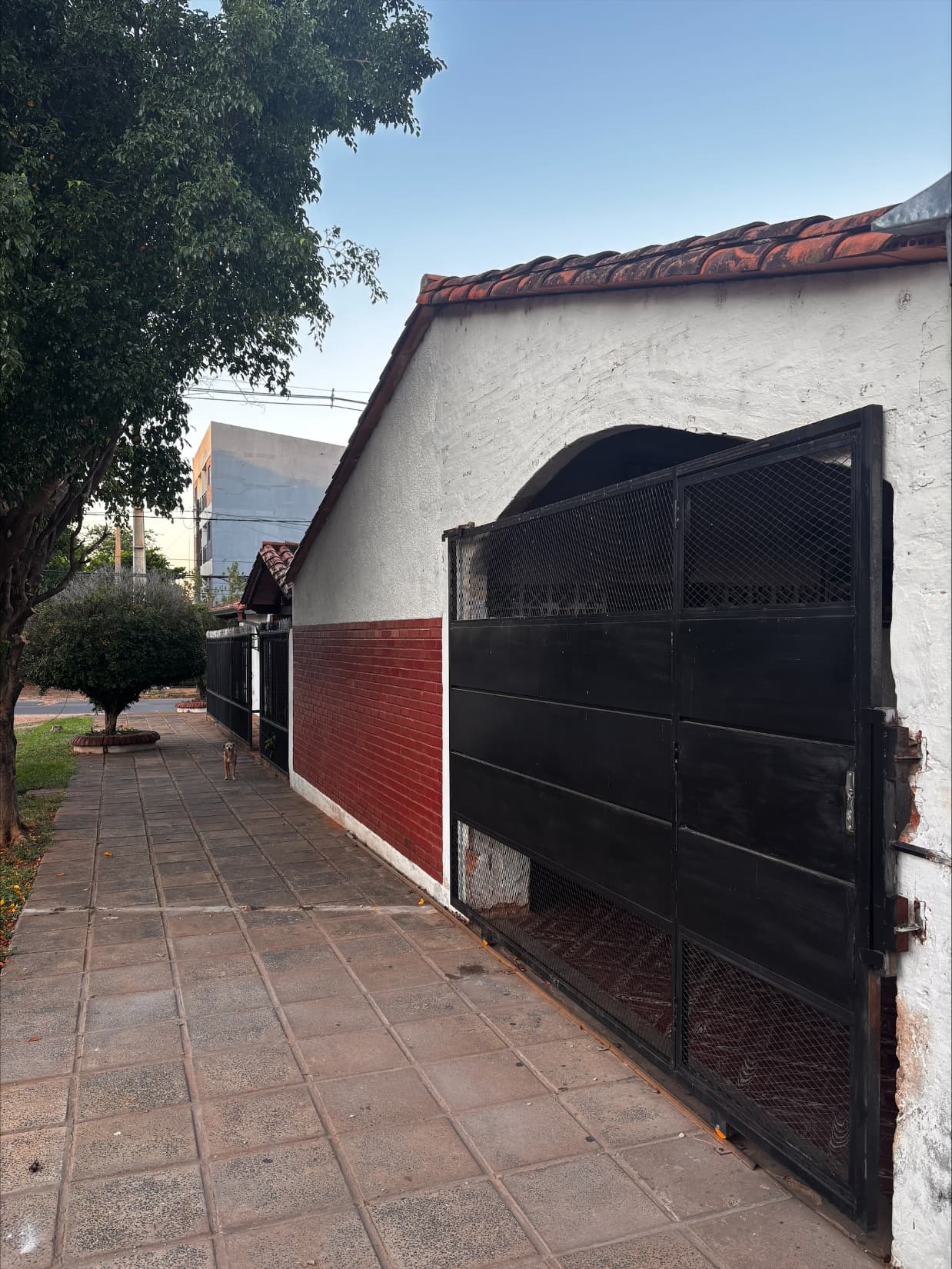 Casa En Esquina Con Potencial Comercial - Zona Fuente Shopping De Salemma. – 2