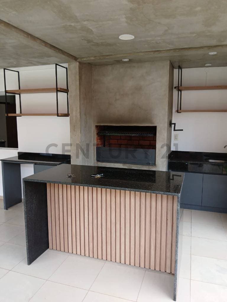 Alquiler de Casa en Luque, Central – 2