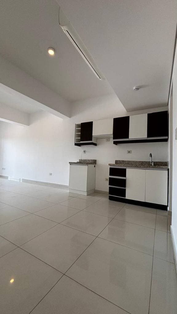ALQUILO DEPARTAMENTO EN BARRIO JARA, ASUNCION – 3