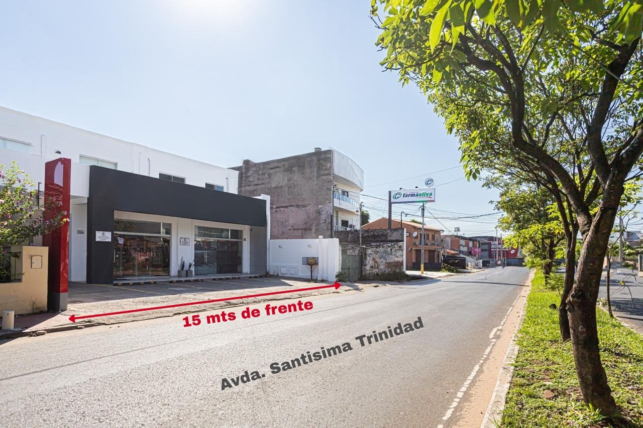 EN VENTA – PROPIEDAD COMERCIAL / RESIDENCIAL SOBRE AVDA. SANTÍSIMA TRINIDAD – 3