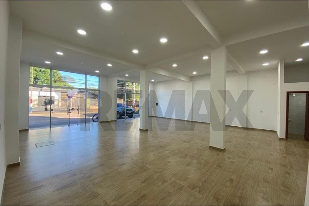 LOCAL COMERCIAL EN ALQUILER - SAN LORENZO – 3