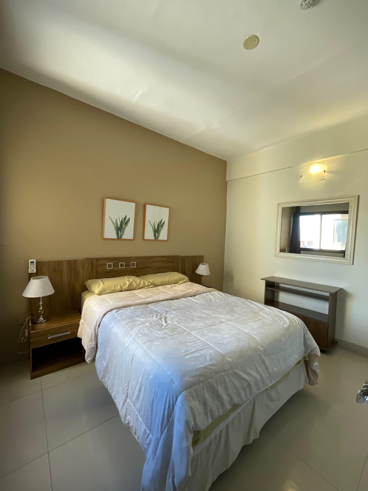 EN ALQUILER DEPARTAMENTO AMOBLADO DE 1 DORMITORIO ZONA LAS MERCEDES – 2