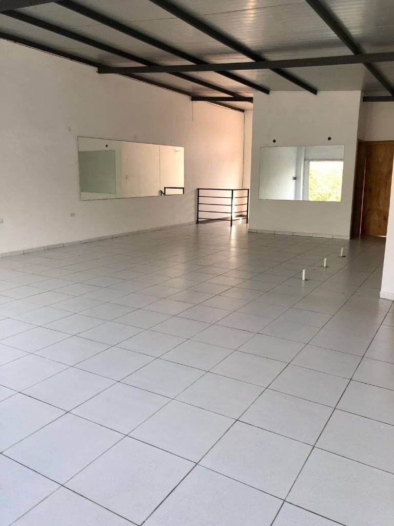 ALQUILER LOCAL COMERCIAL BO OBRERO
