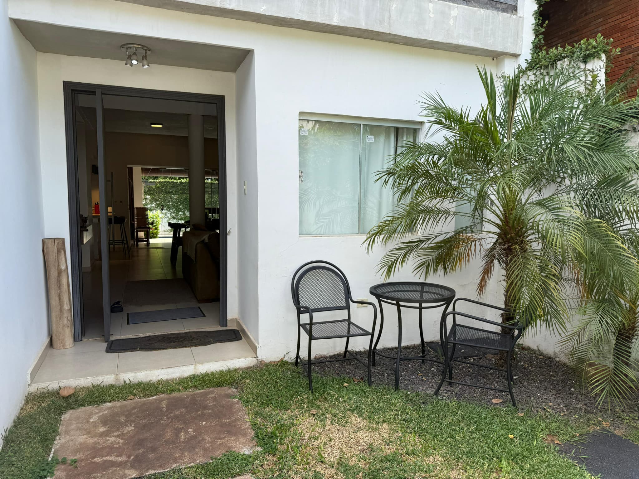 VENDO LLAVE DE DUPLEX TOTALMENTE AMOBLADO EN LUQUE! – 3