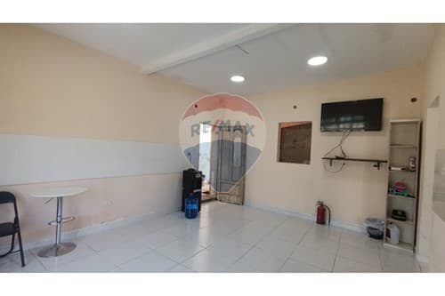 ALQUILO LOCAL COMERCIAL EN BERNARDINO CABALLERO – 2