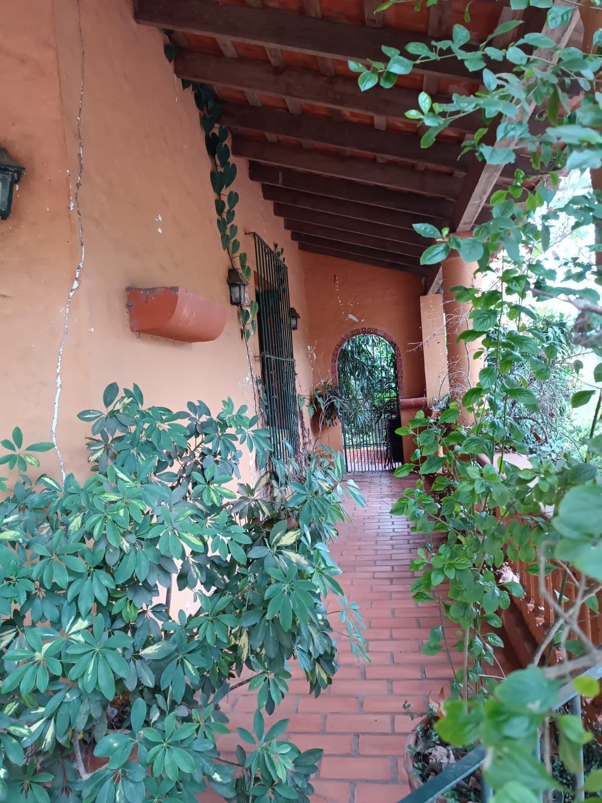 VENDO CASA DE ESTILO COLONIAL EN PIRIBEBUY – 2