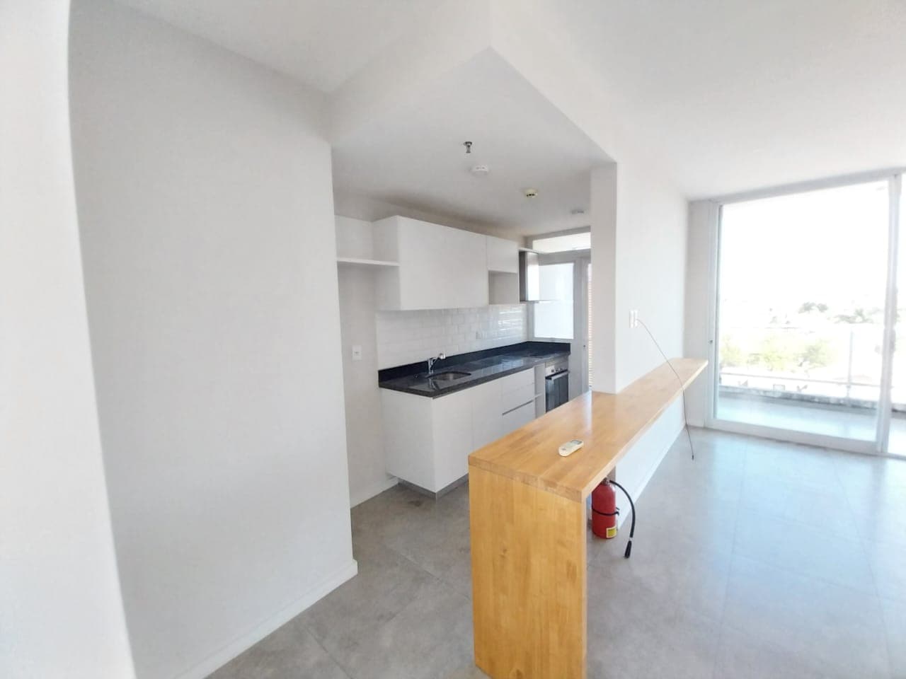Alquilo Departamento de 2 habitaciones. Barrio San Cristobal. COD 102 – 2