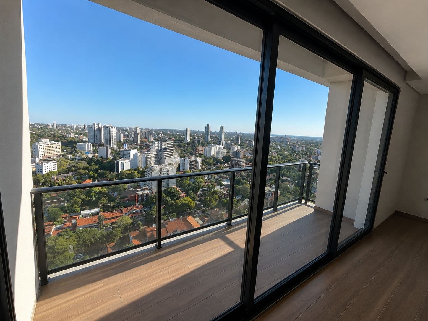 En Venta | Exclusivo Penthouse sobre Av. Molas López – 3