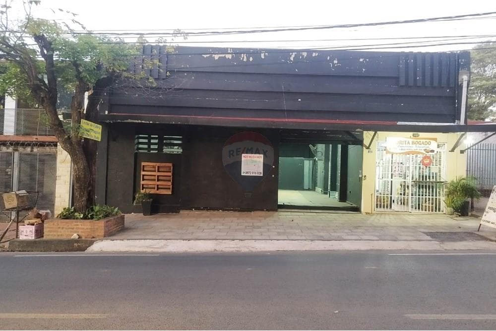 ALQUILO SALON COMERCIAL EN LAMBARE – 2