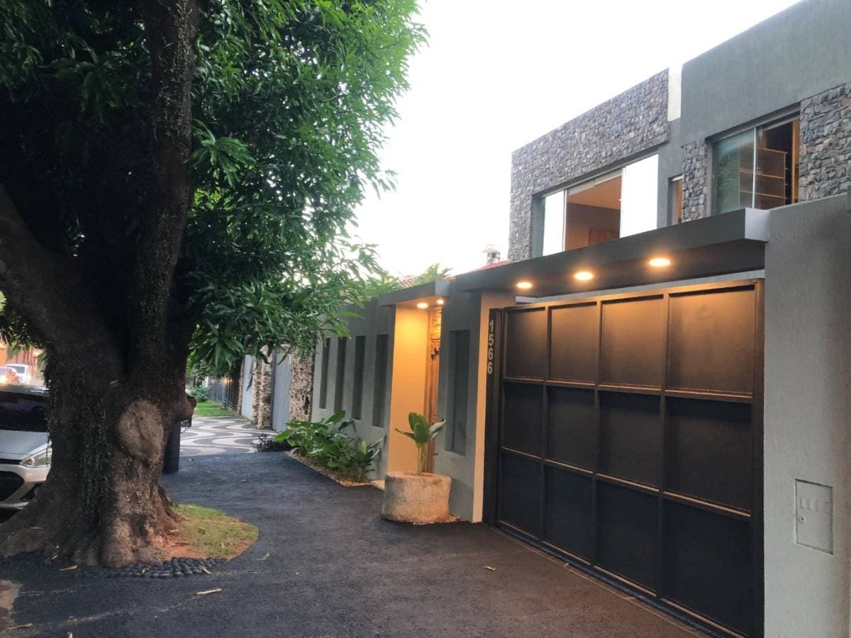 EXCLUSIVA CASA AMOBLADA ESTILO BALI – 2