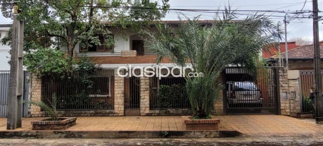 Vendo hermosa casa de 2 plantas Barrio Mcal Estigarribia!!! – 2