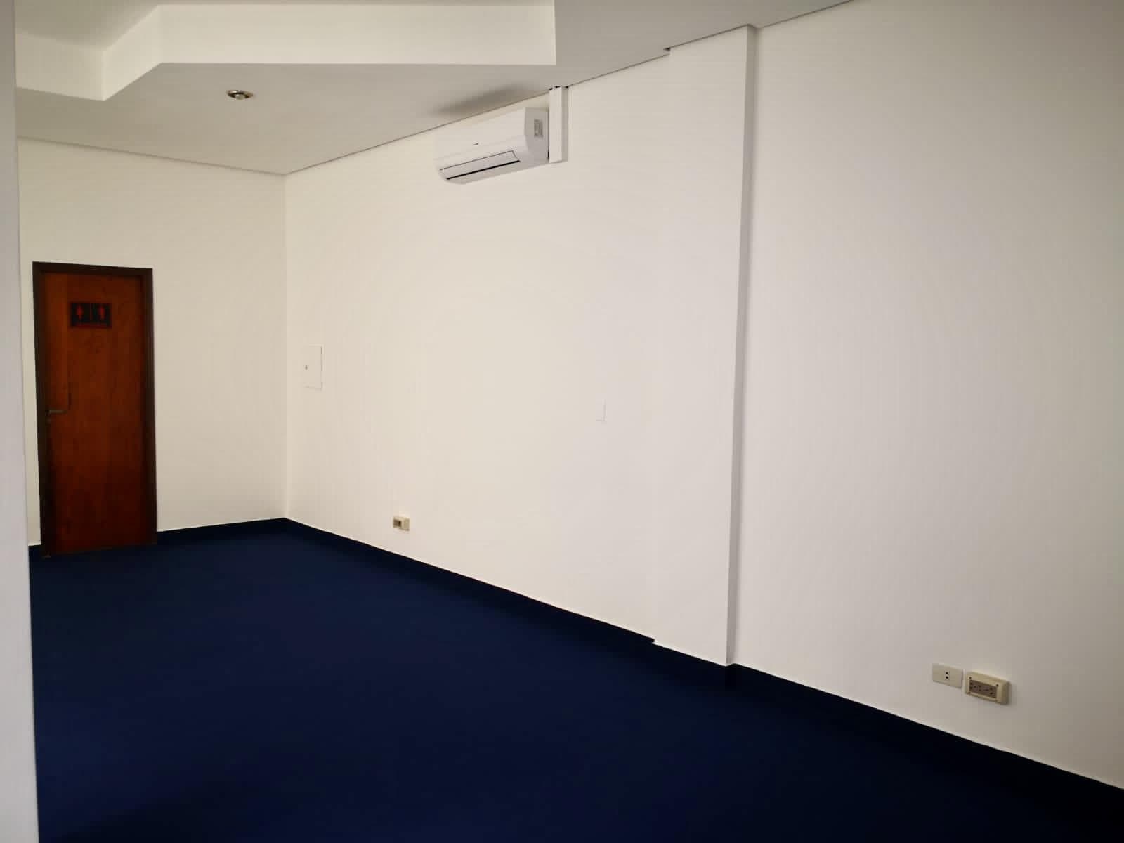 Oficina en el Centro de Asunción – 2