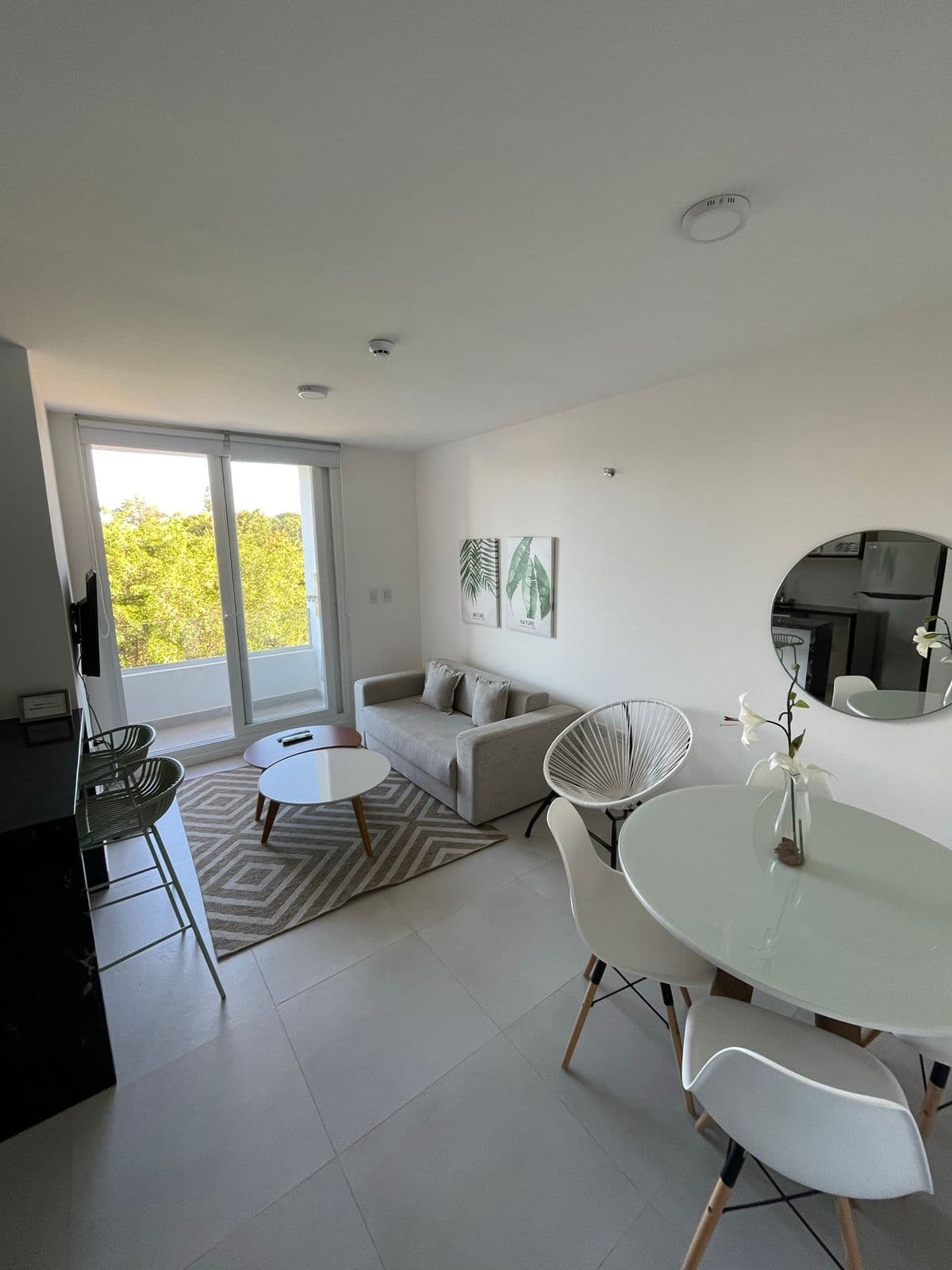 Alquilo hermoso departamento 1 dormitorio – 2