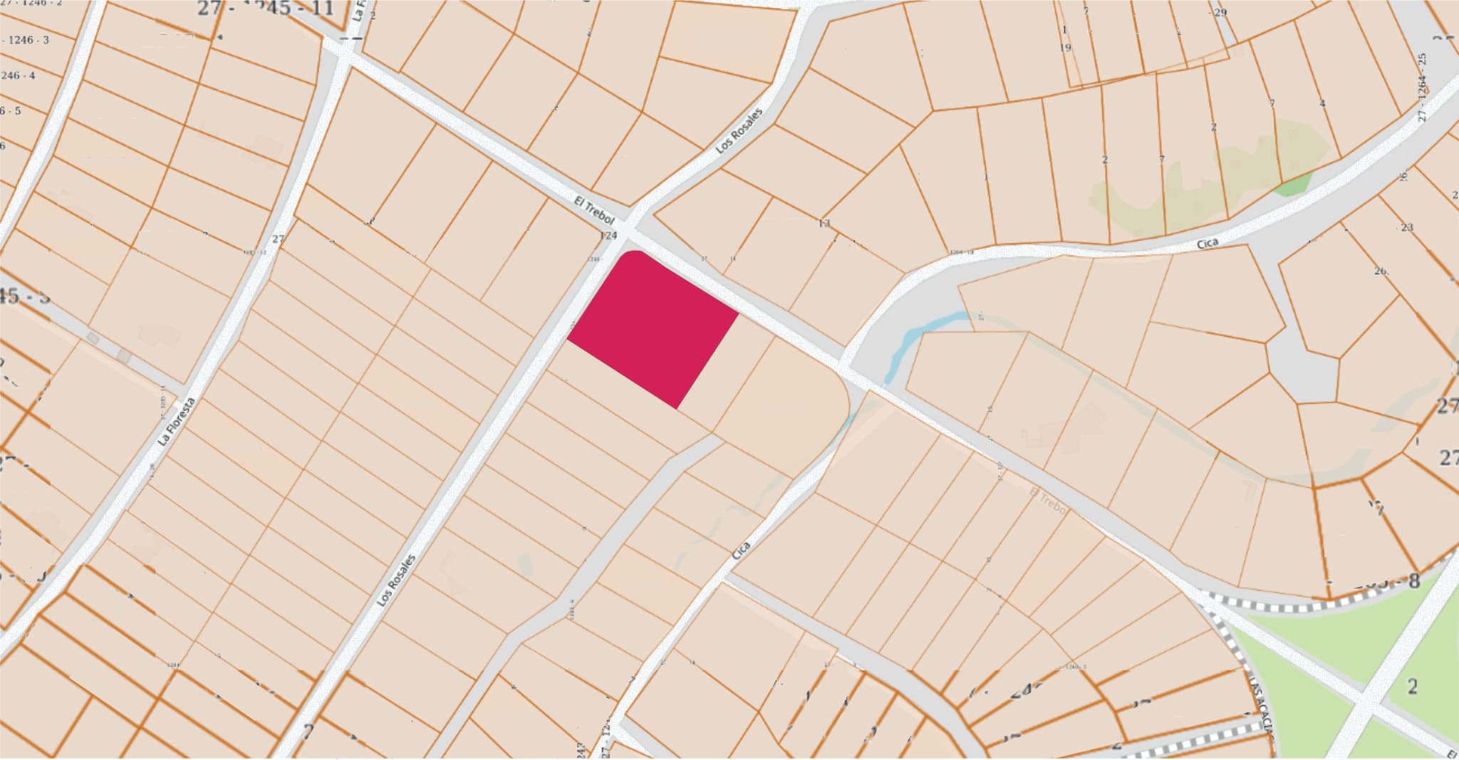 3 Terrenos juntos en esquina En Barrio Cerrado Surubi´i cerca del Centenario para desarrollo familiar – 2