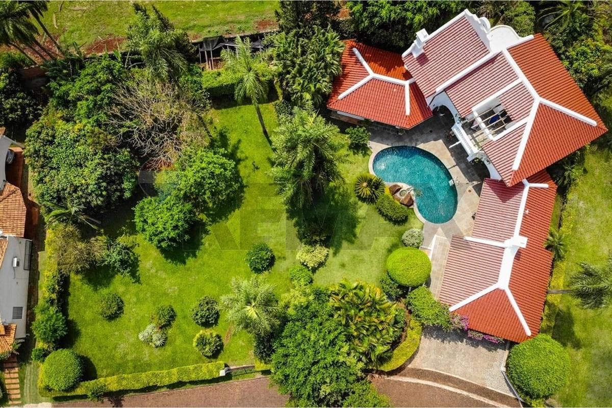 EXCLUSIVA CASA en Cond. Puerto Marco– Hernandarias – 2