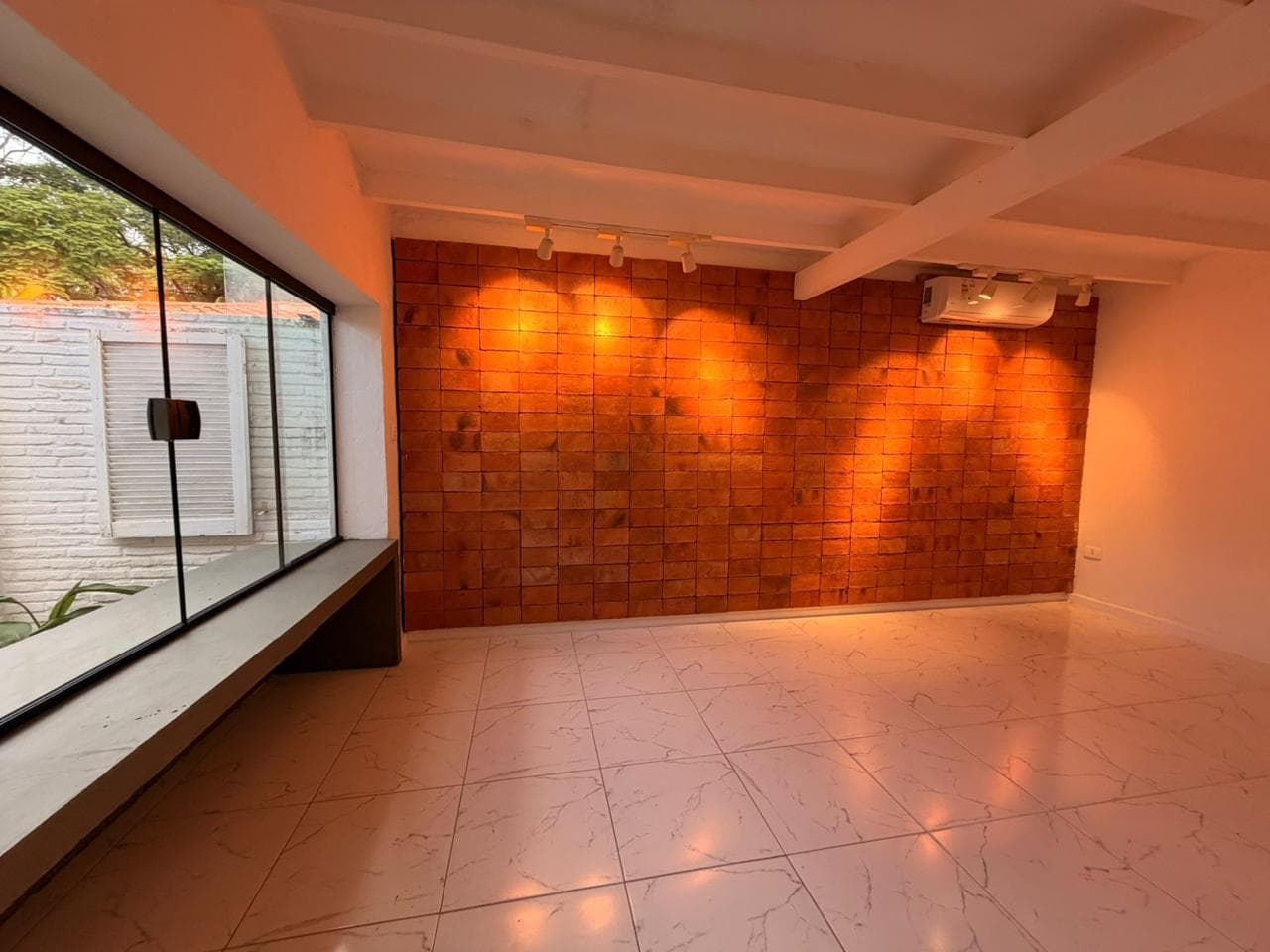 CASA EN LOS LAURELES - 15.000.000 Gs – 3