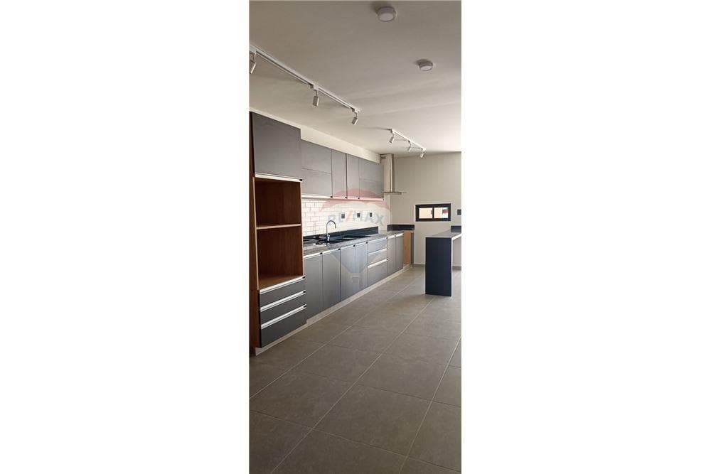 ALQUILO DUPLEX A ESTRENAR EN LUQUE-LOMA MERLO – 3