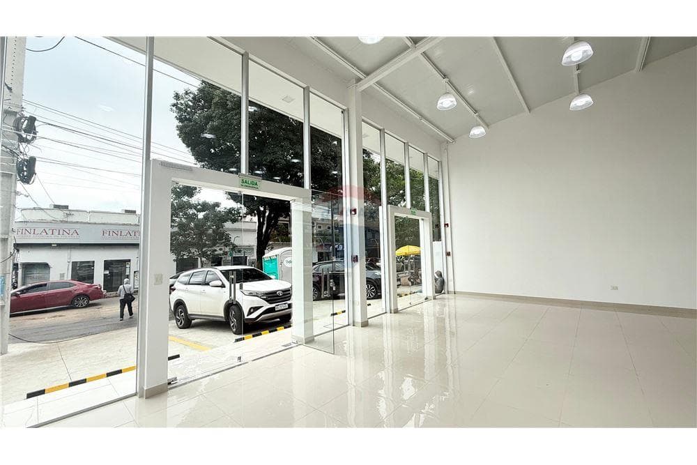 Alquilo Salones Comerciales A Estrenar – 3