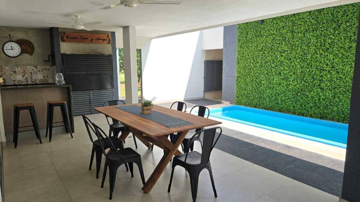HERMOSA CASA EN AQUA VILLAGE
