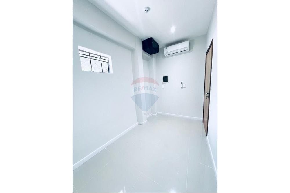 ALQUILO TINGLADO CON OFICINAS – 3