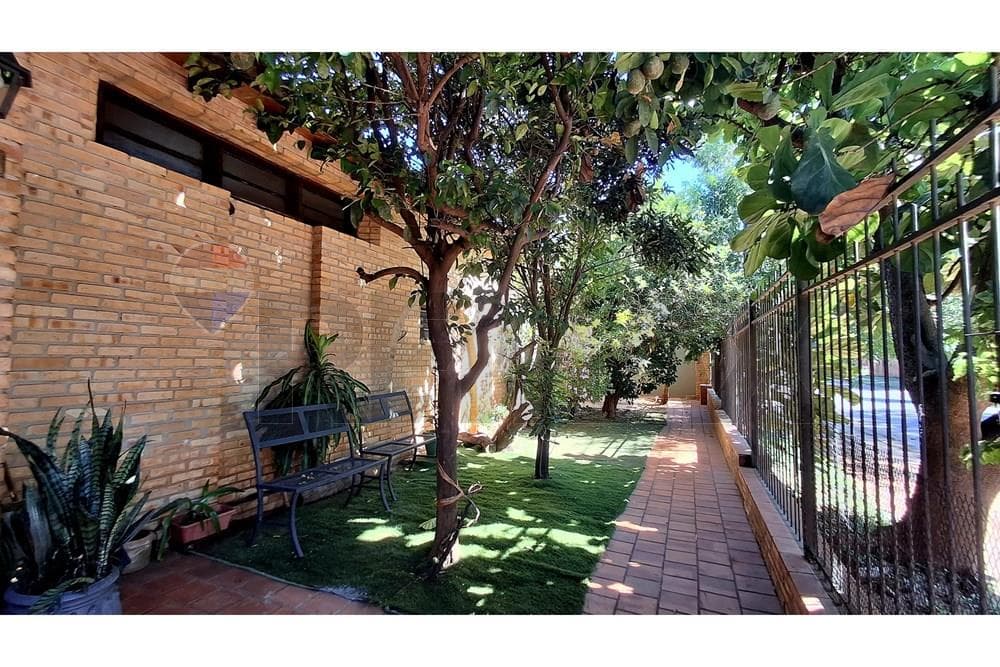 ALQUILO RESIDENCIA EN BARRIO MADAME LYNCH – 2