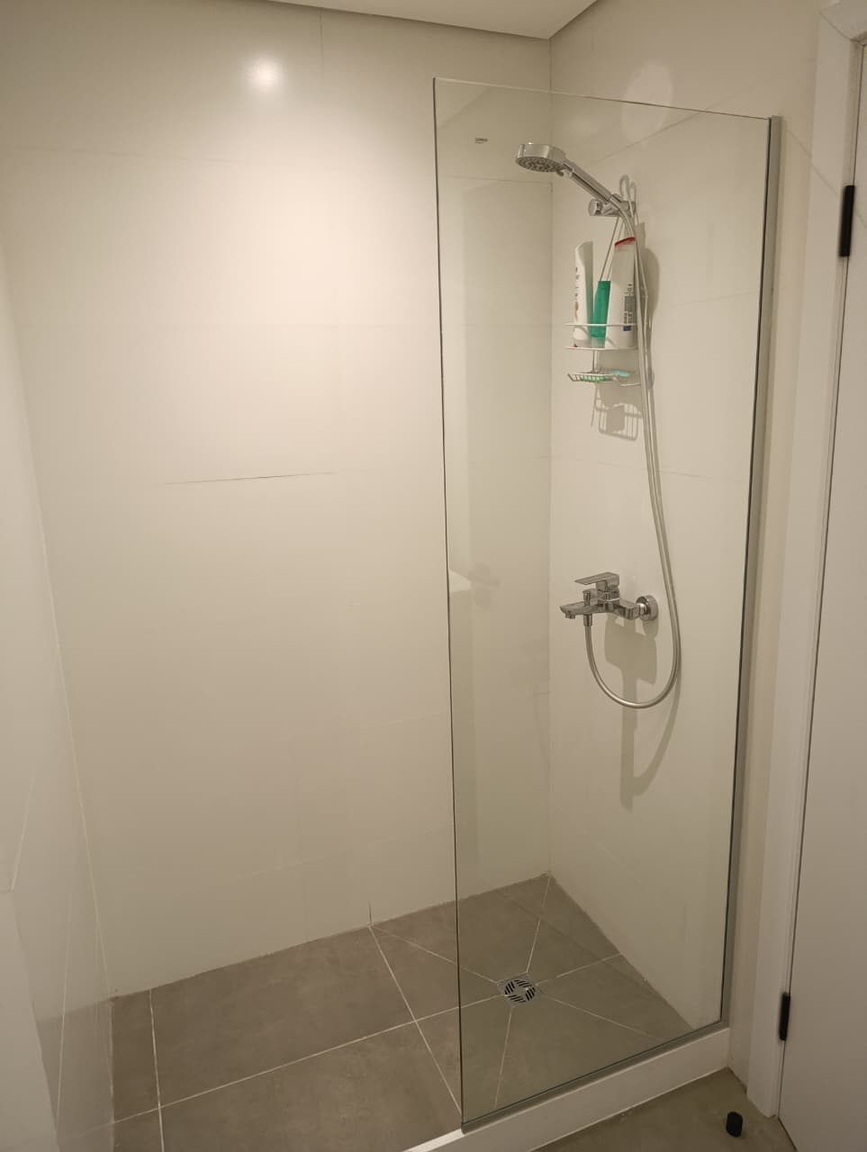 ALQUILO MONOAMBIENTE AMOBLADO y equipado SOBRE MOLAS LOPEZ
