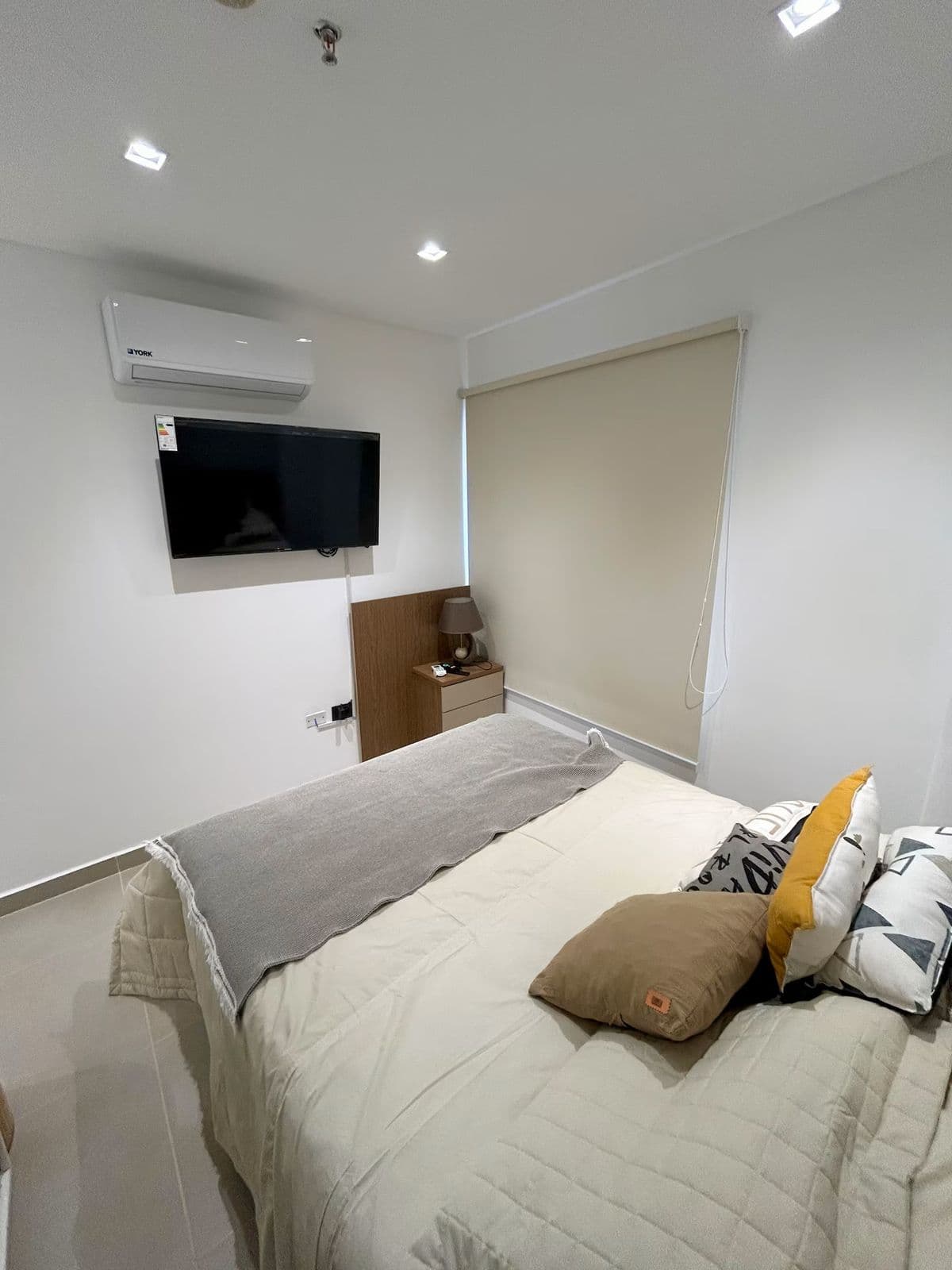 LUJOSO DEPARTAMENTO EN ALQUILER – 3