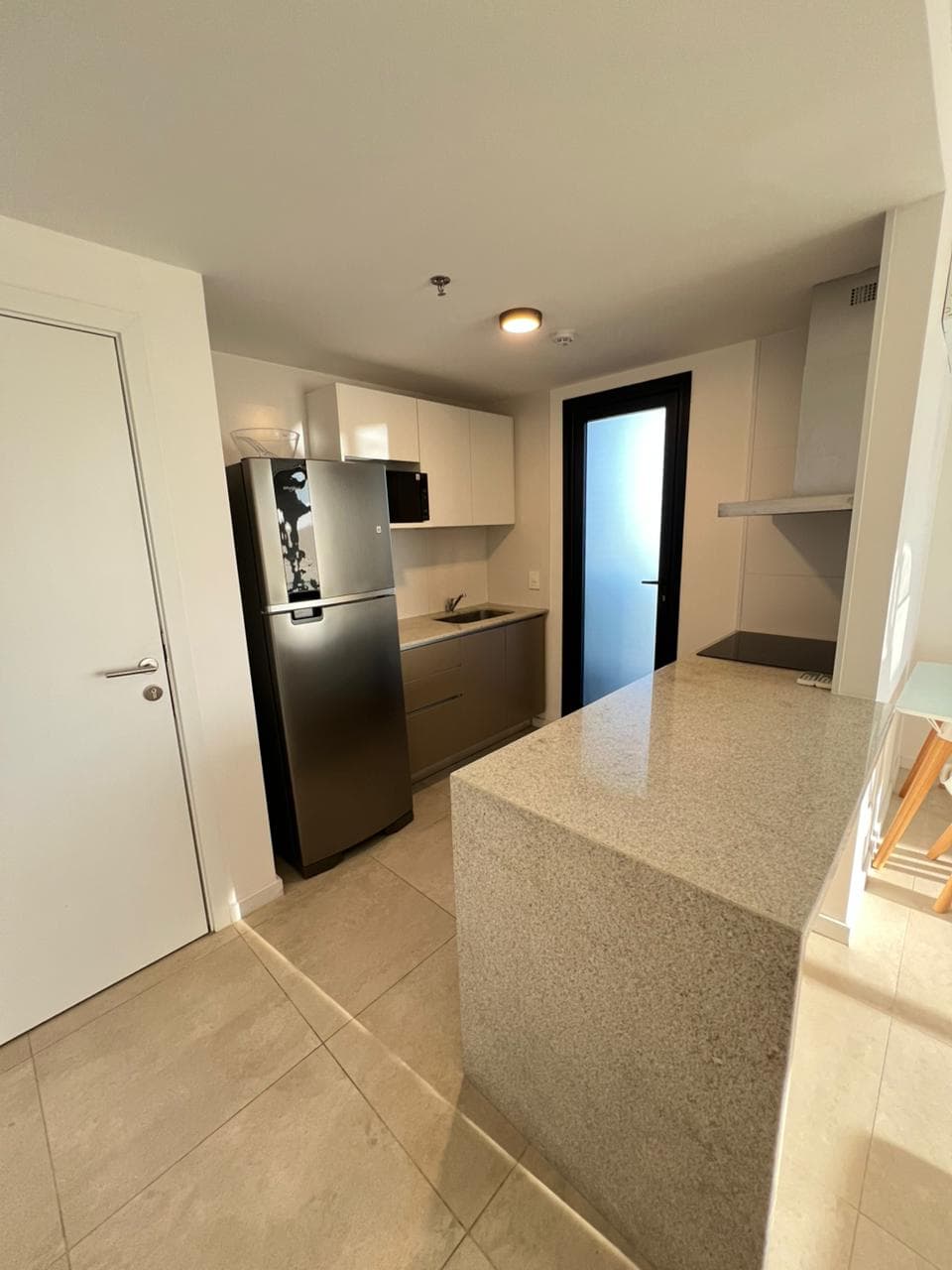 EN ALQUILER - DEPARTAMENTO AMOBLADO EN MBURUCUYÁ – 2
