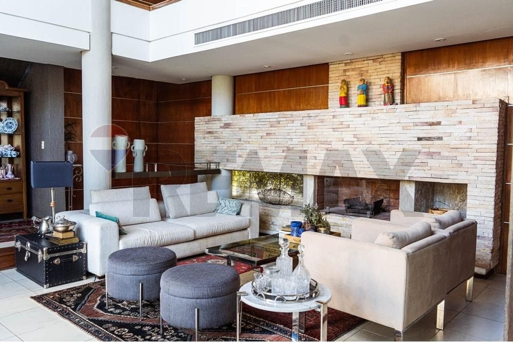 Residencia de Lujo en Alquiler – 3
