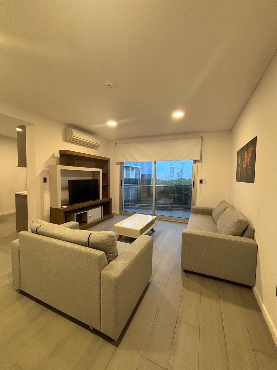 AV. SANTÍSIMA TRINIDAD - EN ALQUILER DEPARTAMENTO DE 1 DORMITORIO - AMOBLADO – 2
