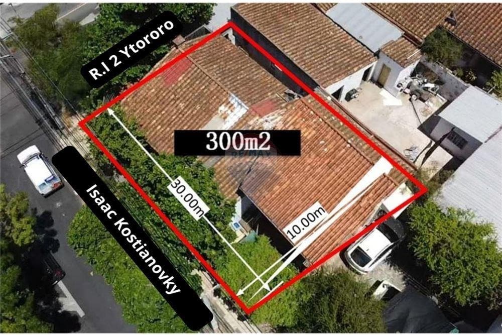 VENDO TERRENO EN ESQUINA 10x30-LOS LAURELES