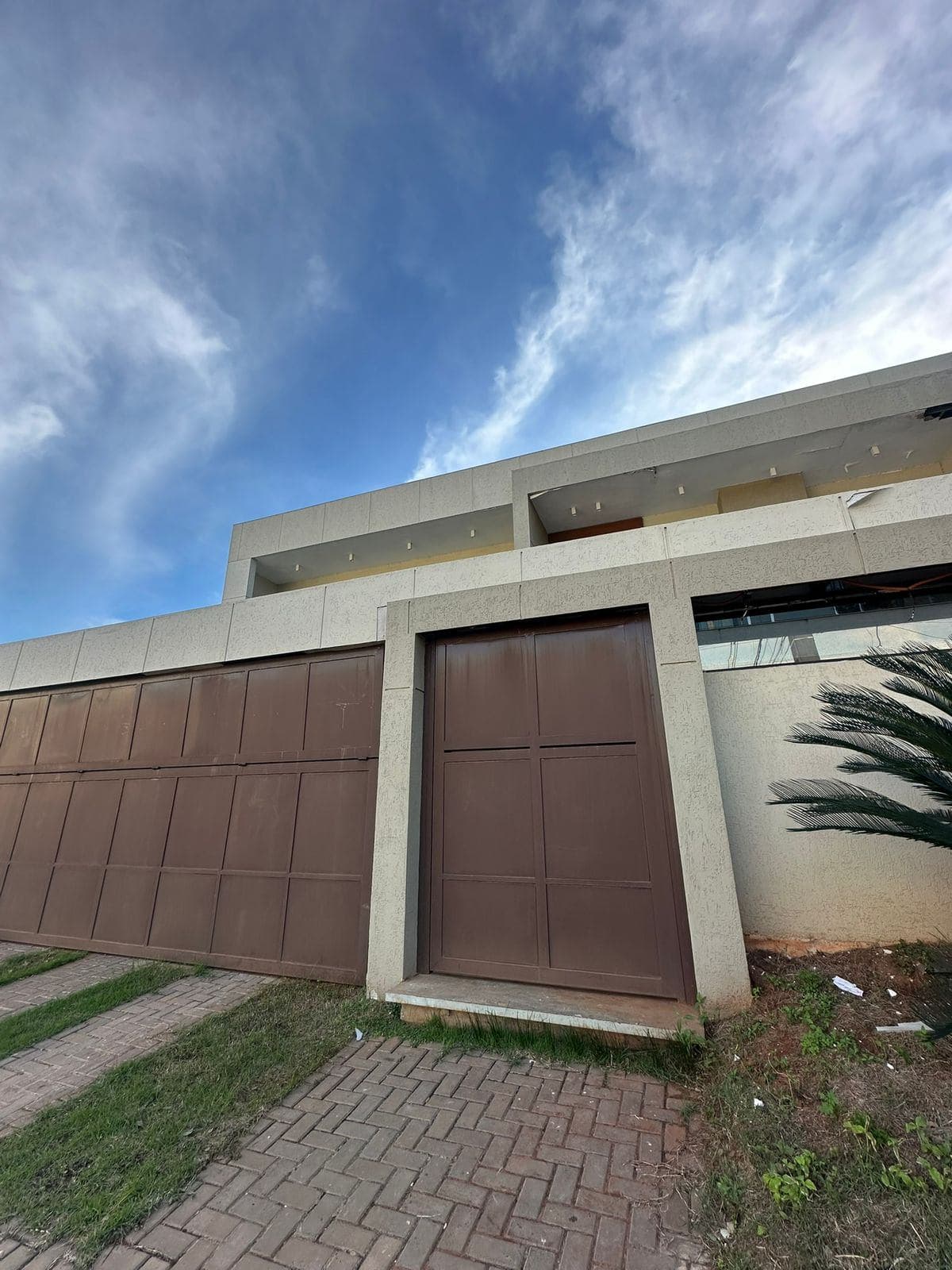 Casa en alquiler de 5 dormitorios c/ cochera en Cañada San Miguel – 2