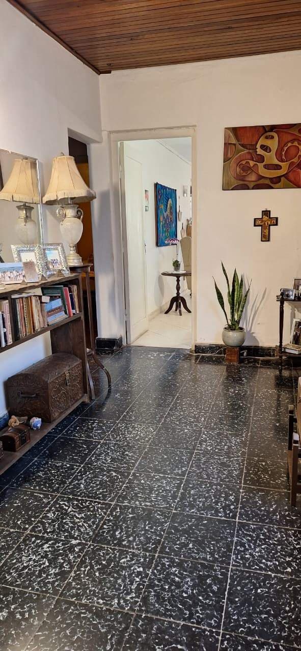Casa en venta c/ cochera en San Roque – 3