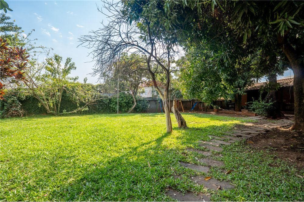 Importante Terreno sobre Avda Sacramento – 3