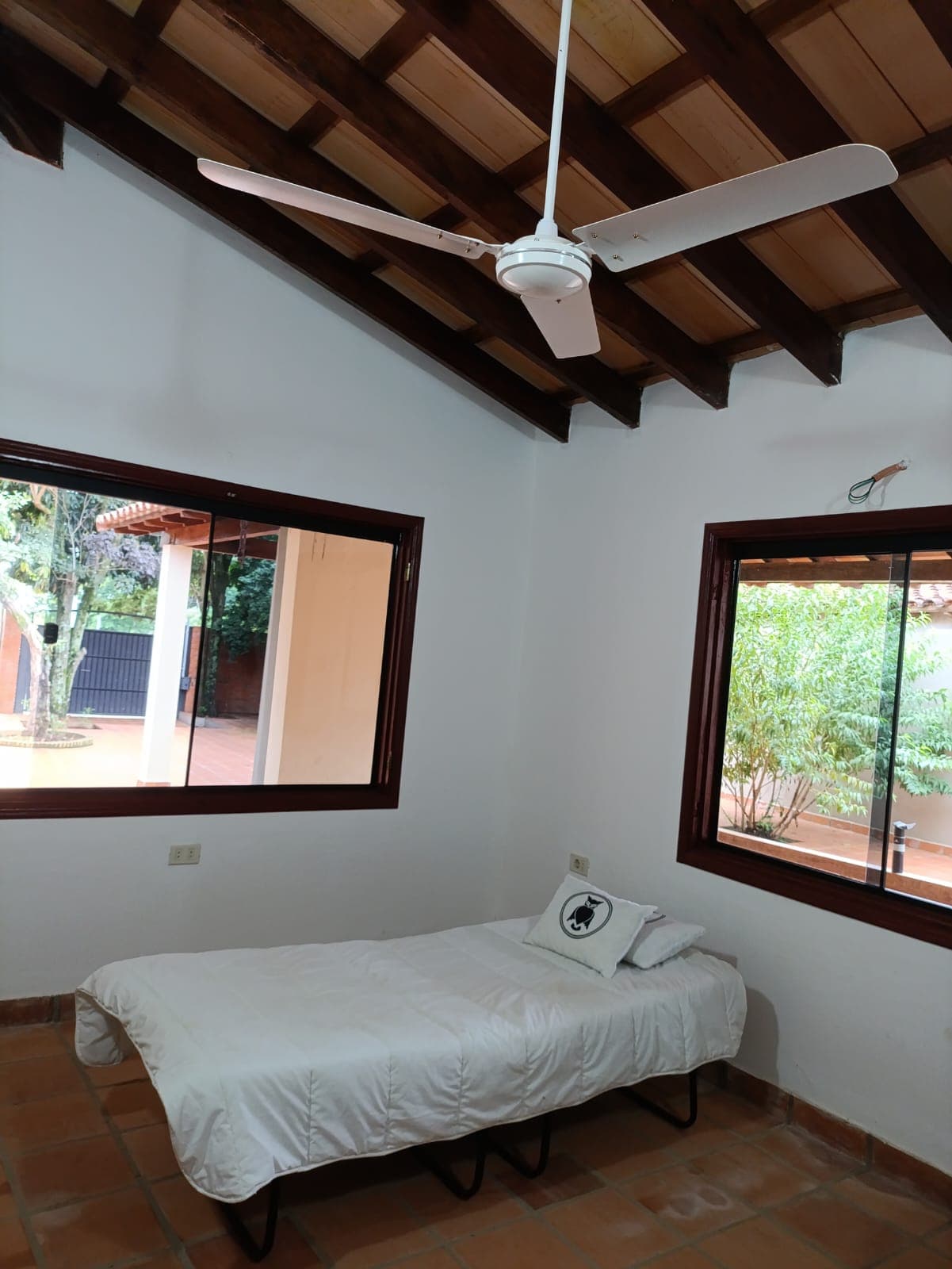 VENTA – Hermosa Casa Quinta a Estrenar en Coordillera – 2