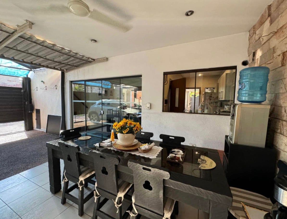 Vendo duplex en esquina en Ycua Sati – 2