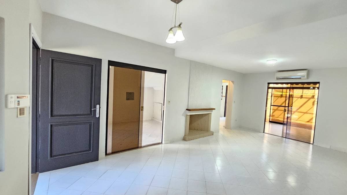 VENDO DUPLEX EN BARRIO MBURUCUYA – 2