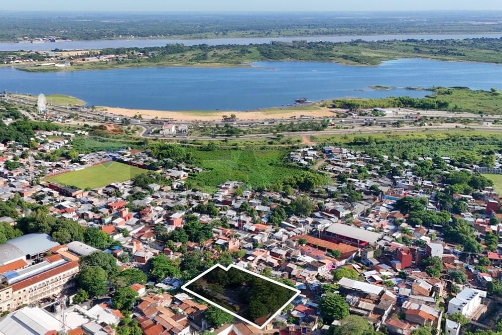 EN VENTA TERRENO CON VISTA A LA COSTANERA DE ASUNCIÓN