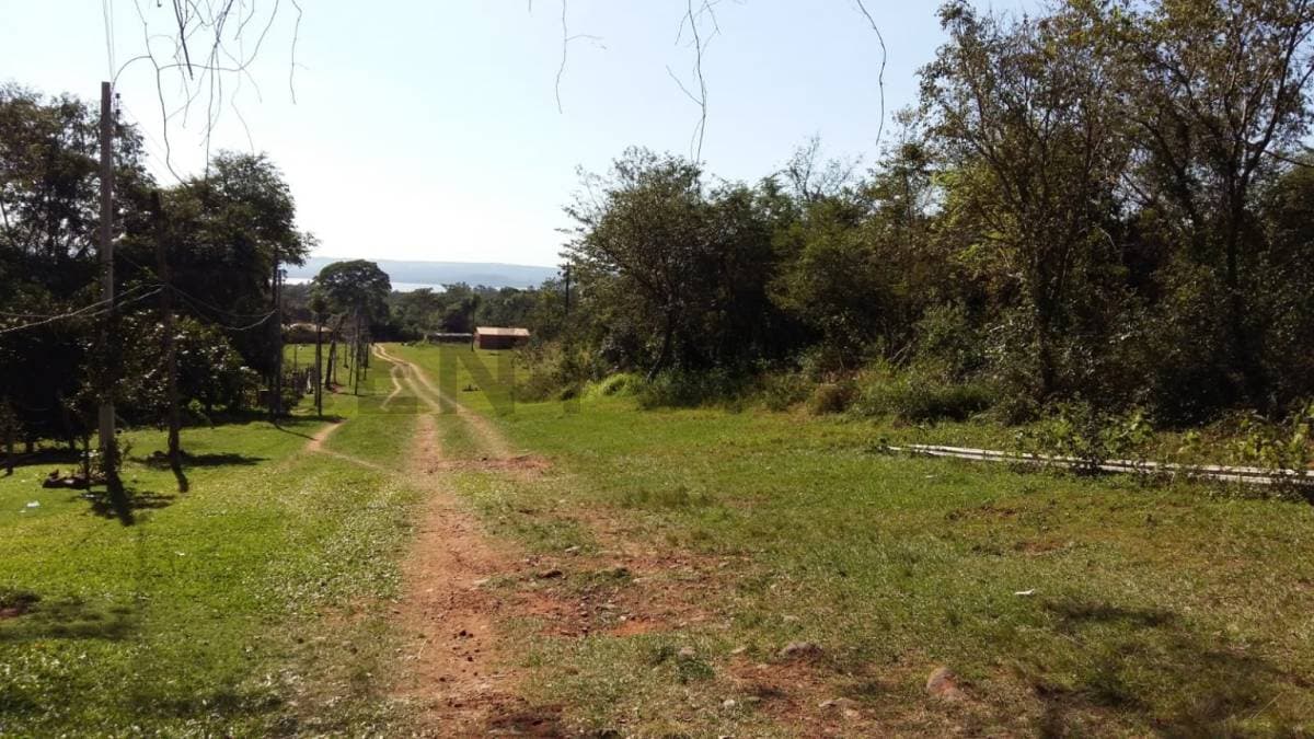 EN VENTA - DOS TERRENOS CON VISTA AL LAGO YPACARAI
