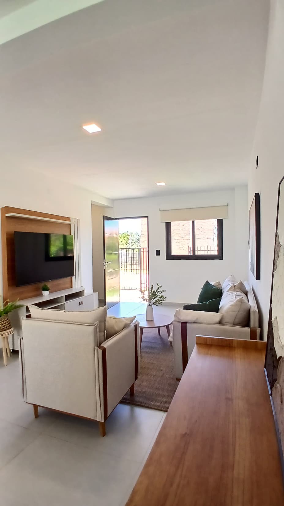 VENDO DUPLEX A ESTRENAR EN LAURELTY LUQUE – 2