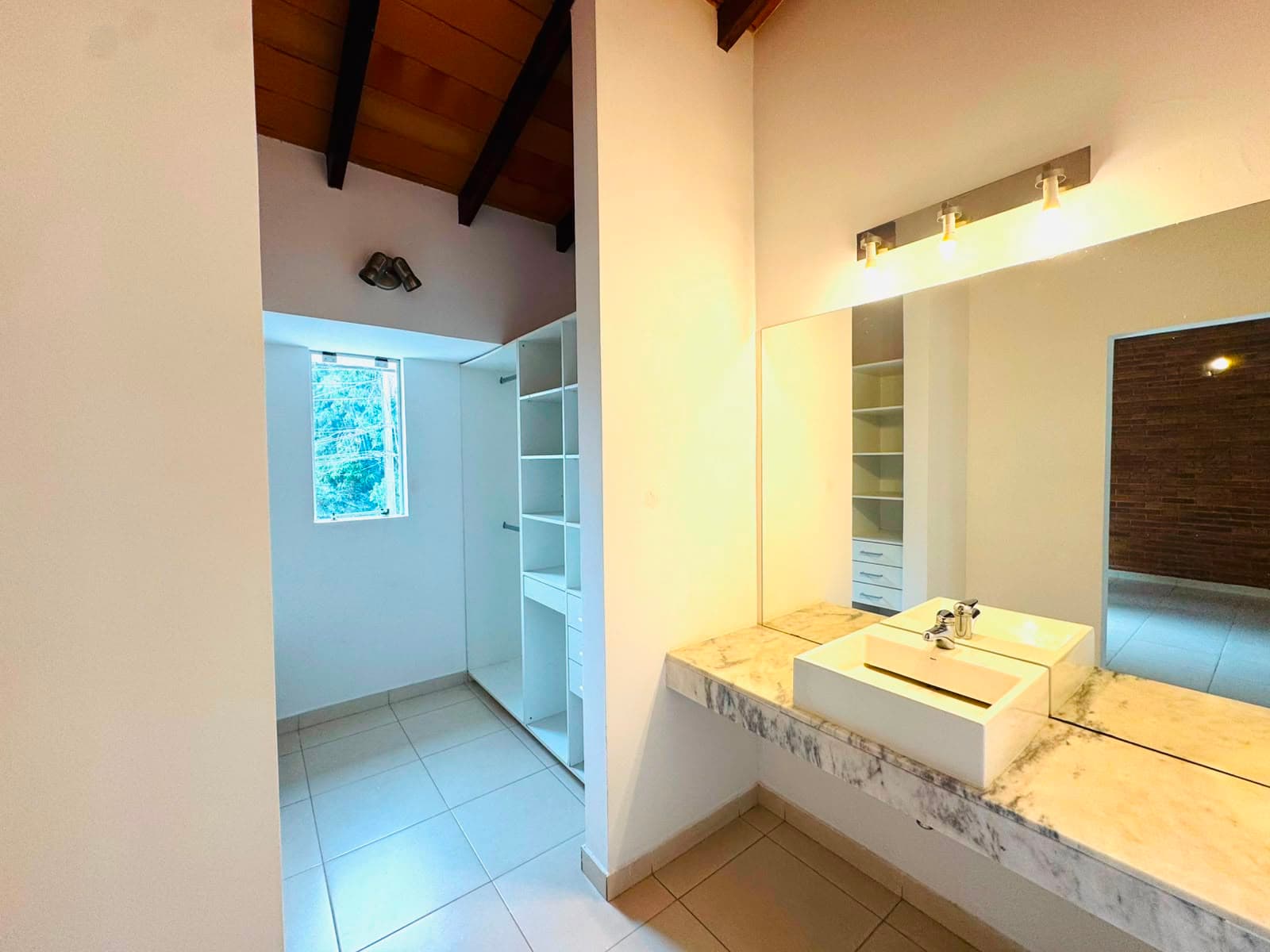 Dúplex en Venta | Zona CIT – Luque (Campo Grande) – 2