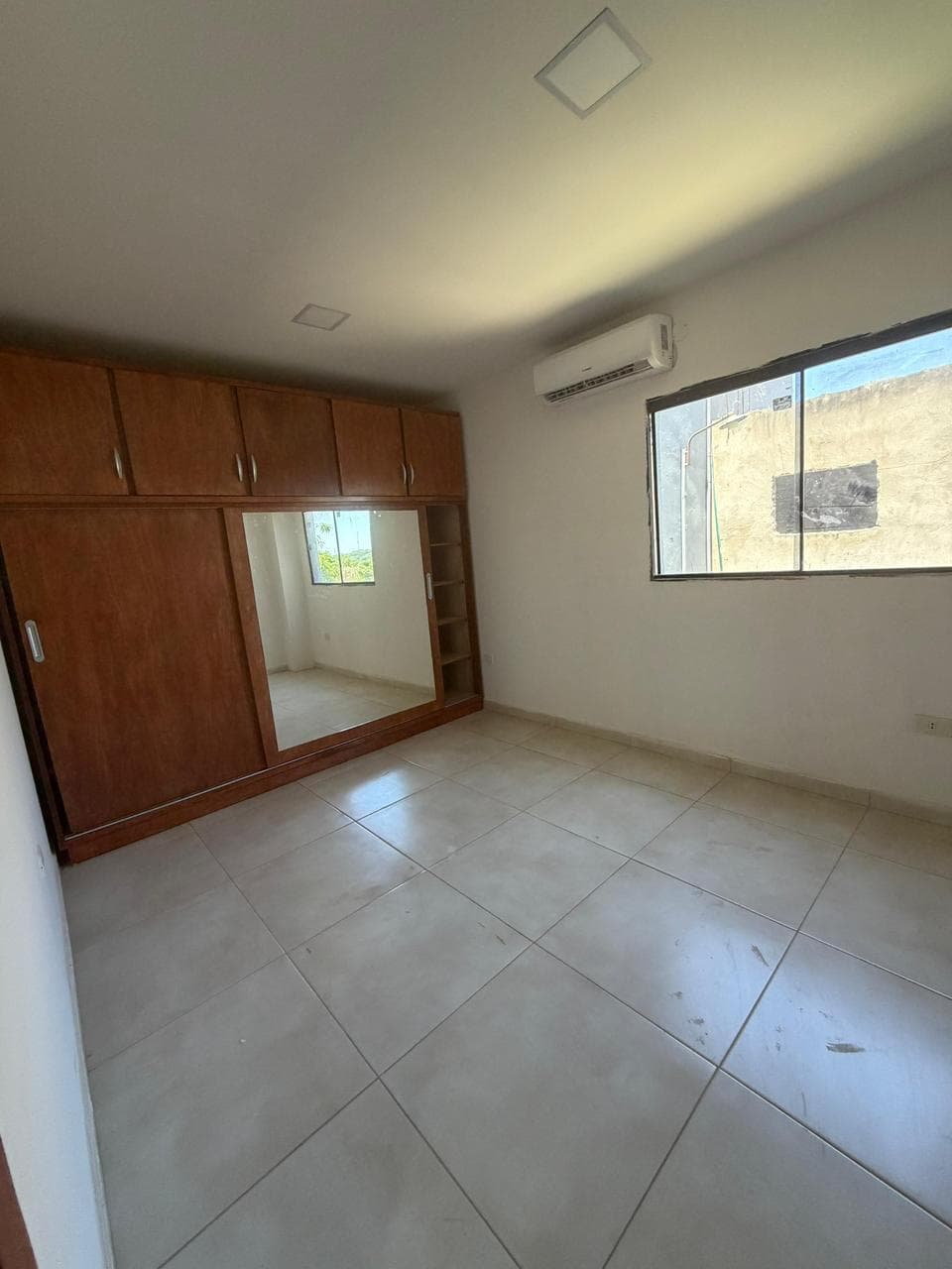 DEPTO CON PISCINA EN SAN LORENZO BARRIO ESPÍRITU SANTO – 2
