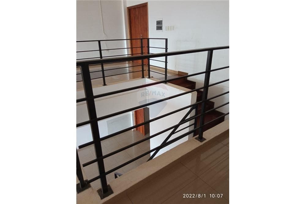 VENDO EDIFICIO EN EL CIRCUITO COMERCIAL DE ENCARNACION – 3