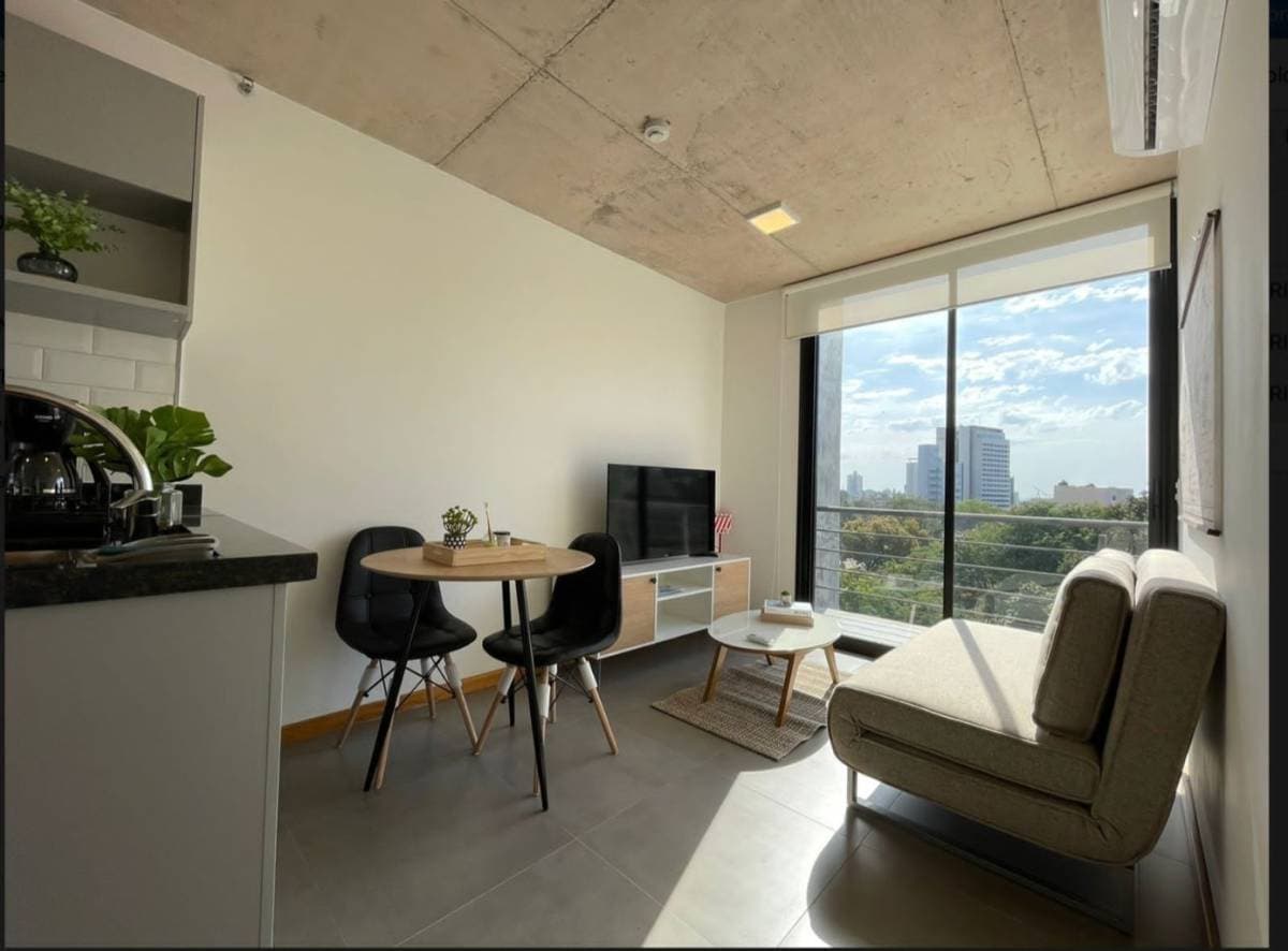 ALQUILO DEPARTAMENTO DE 1 DORMITORIO COMPLETAMENTE AMOBLADO EN EJE CORPORATIVO