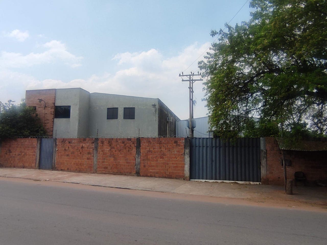 ALQUILO DEPÓSITO CON OFICINAS EN 2 PLANTAS ZONA CIT . ASUNCIÓN – 2